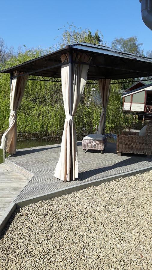 Prachtige Chalet Wabi Sabi Aan Het Water! Geel Exterior photo